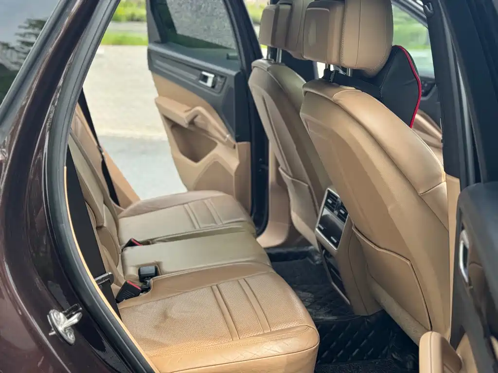 Porsche Cayenne Hybrid