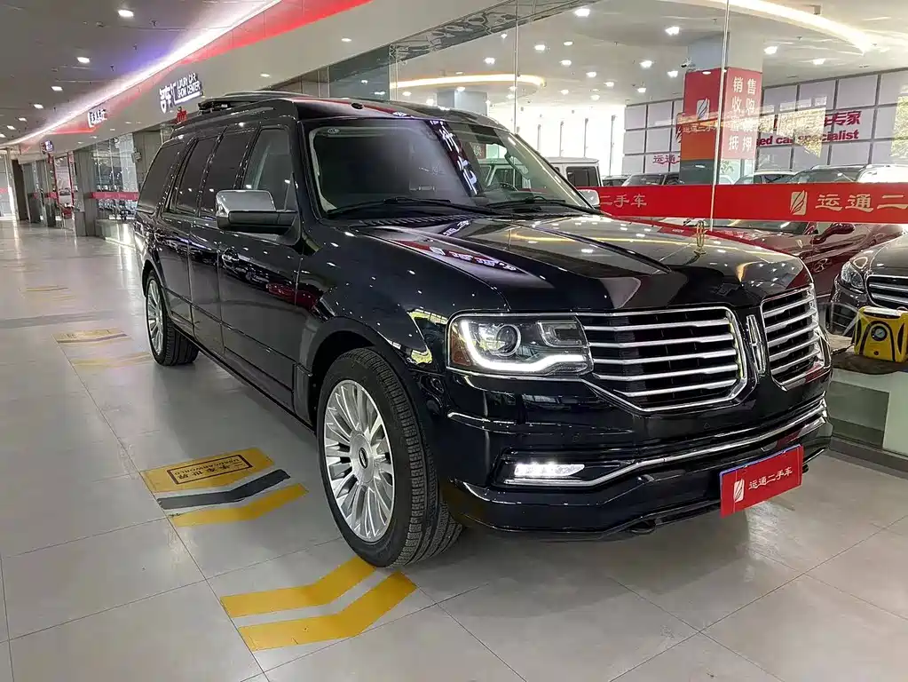 Lincoln Navigator