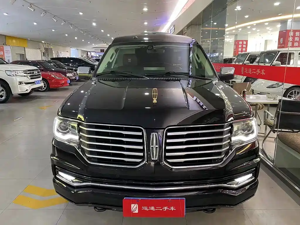 Lincoln Navigator