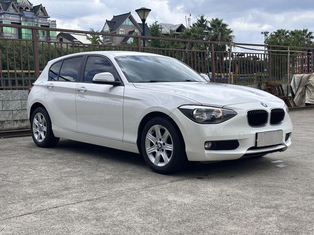 BMW BMW 1-Series (Import)