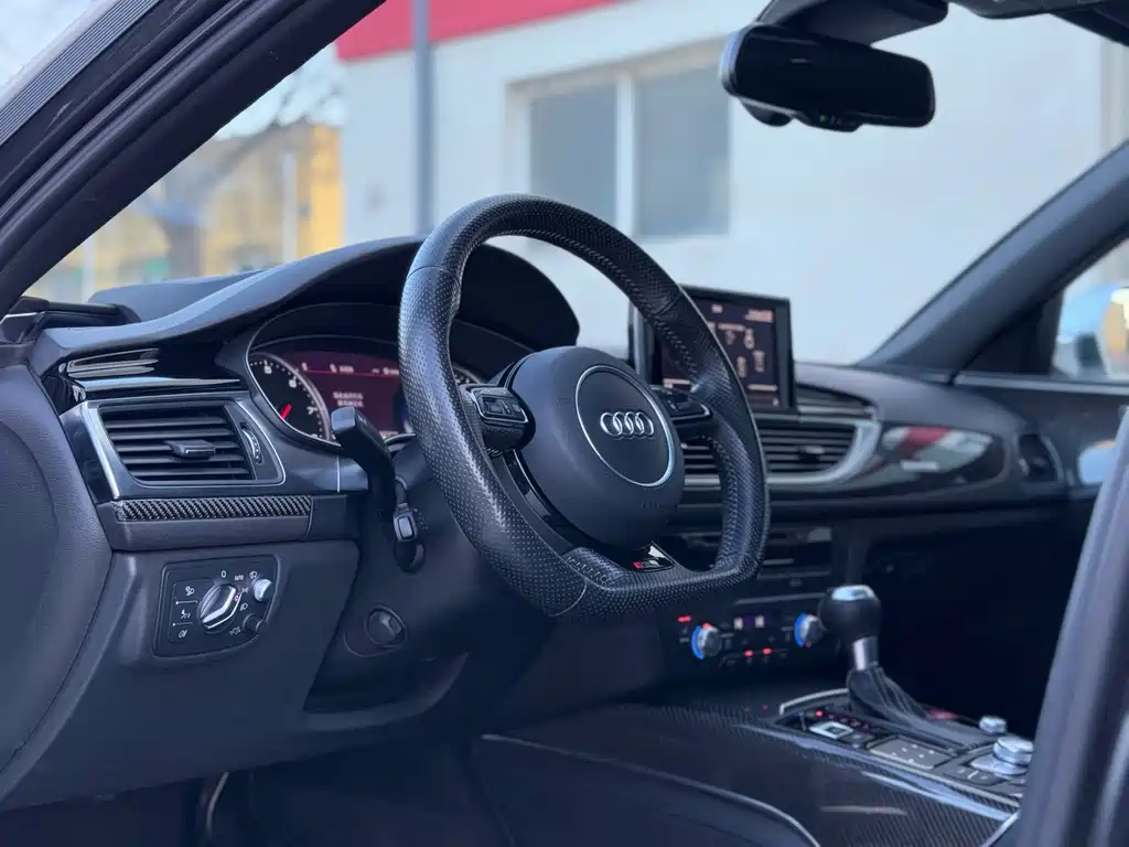 Audi RS 6