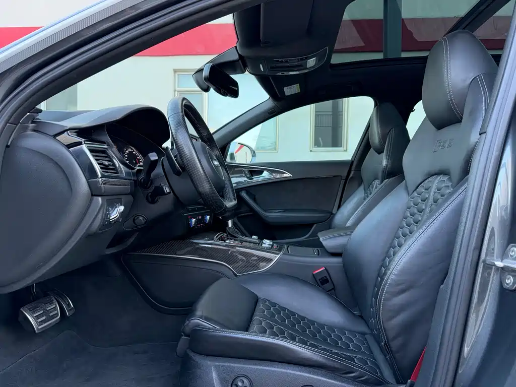 Audi RS 6