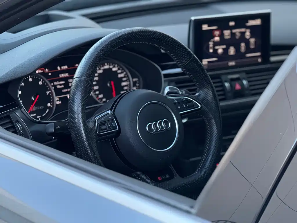 Audi RS 6