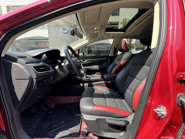 Geely Emgrand GS