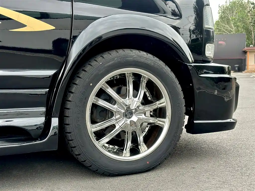GMC Savana