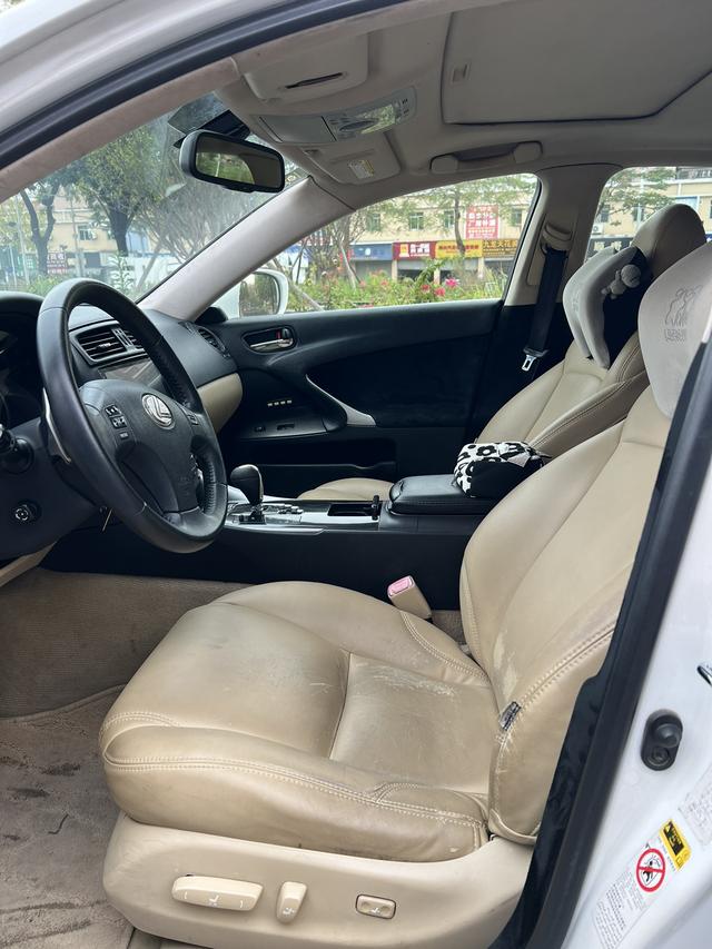 Lexus Lexus IS