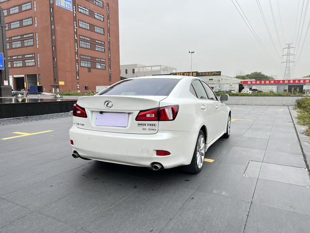 Lexus Lexus IS