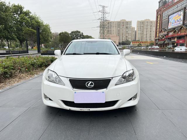 Lexus Lexus IS