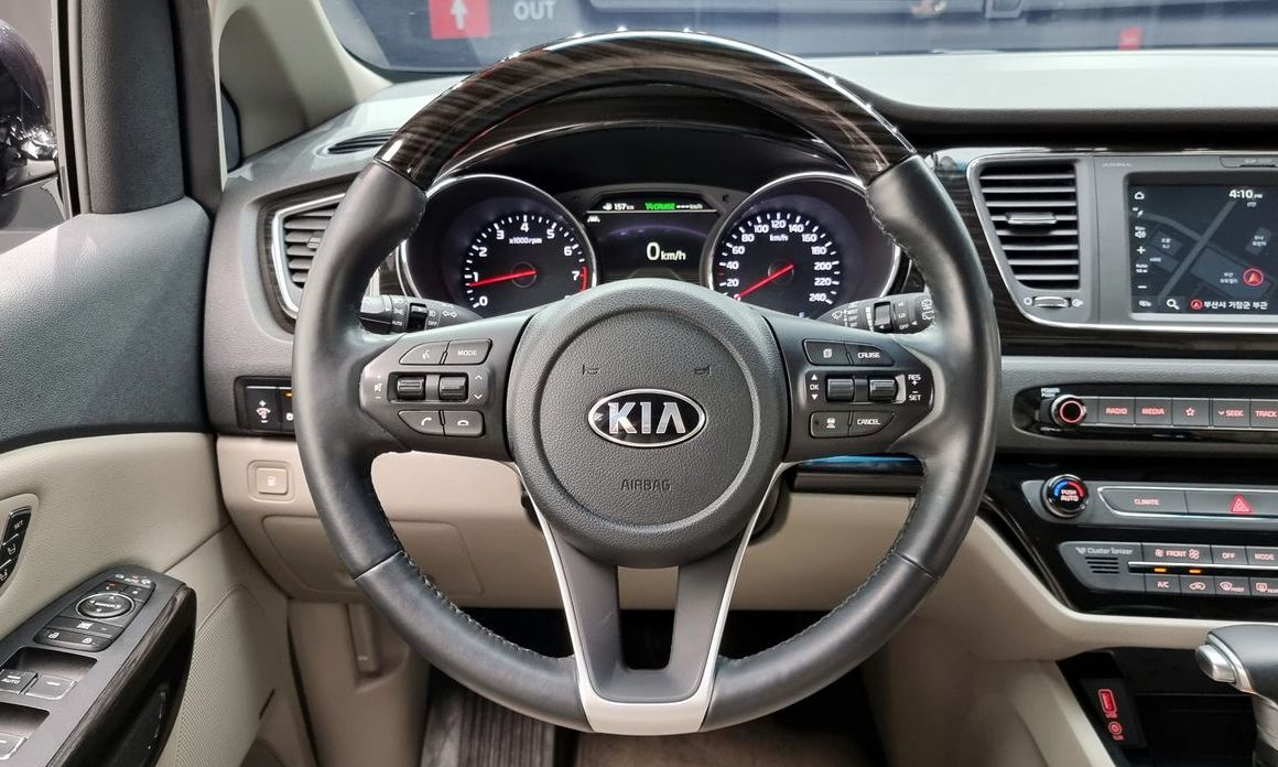 Kia Canival