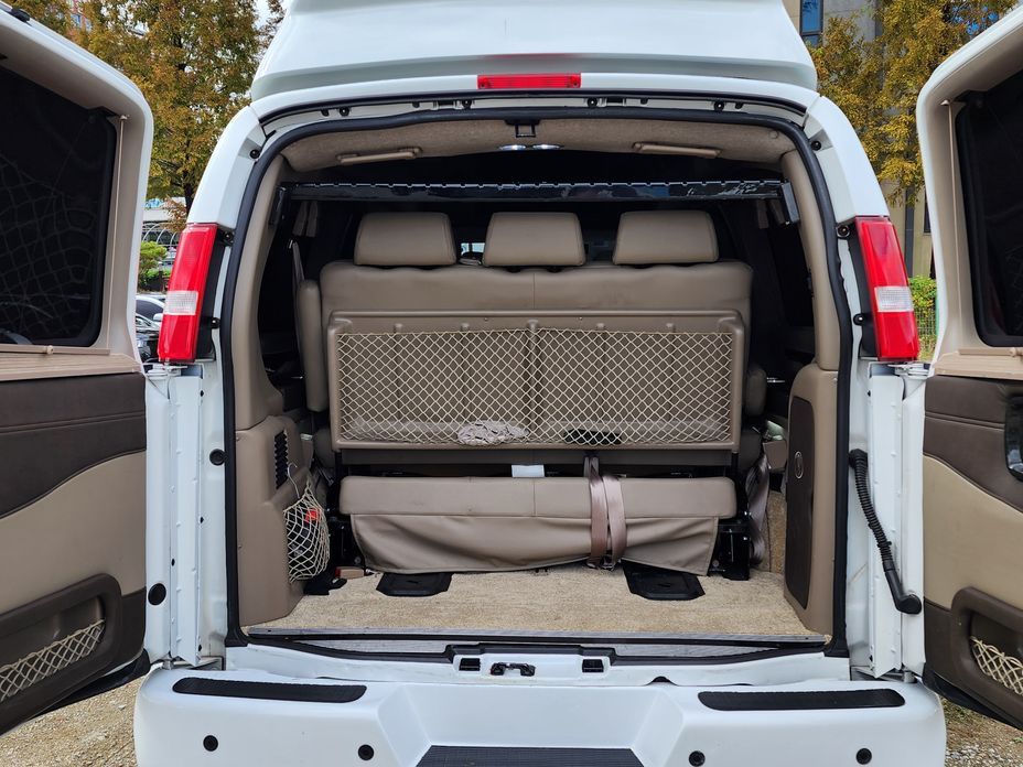GMC Savana