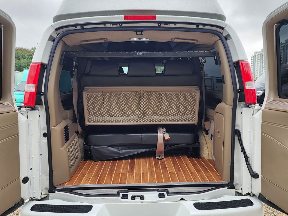 GMC Savana