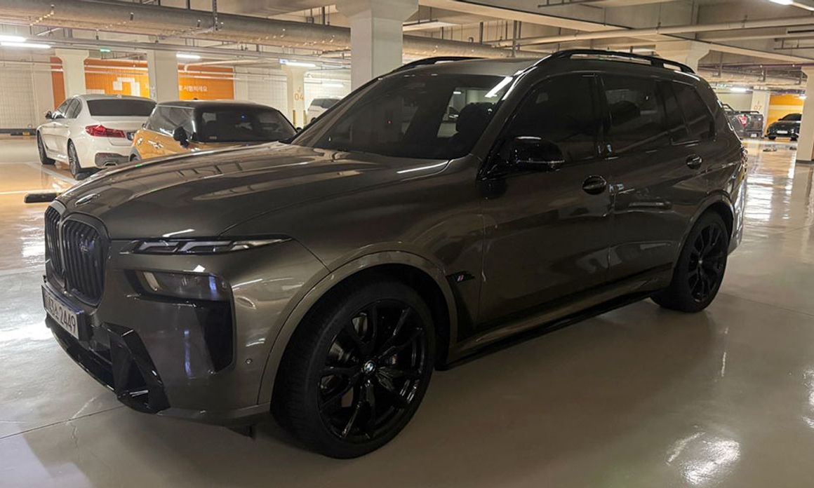 BMW X7