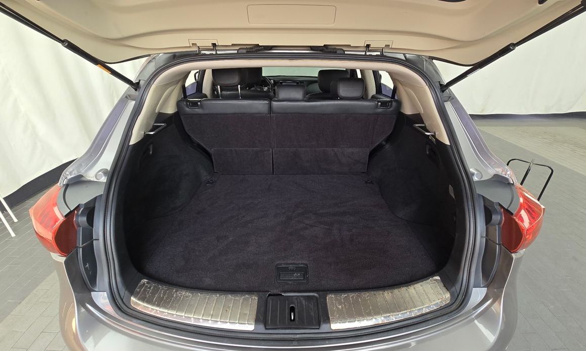 Infiniti FX