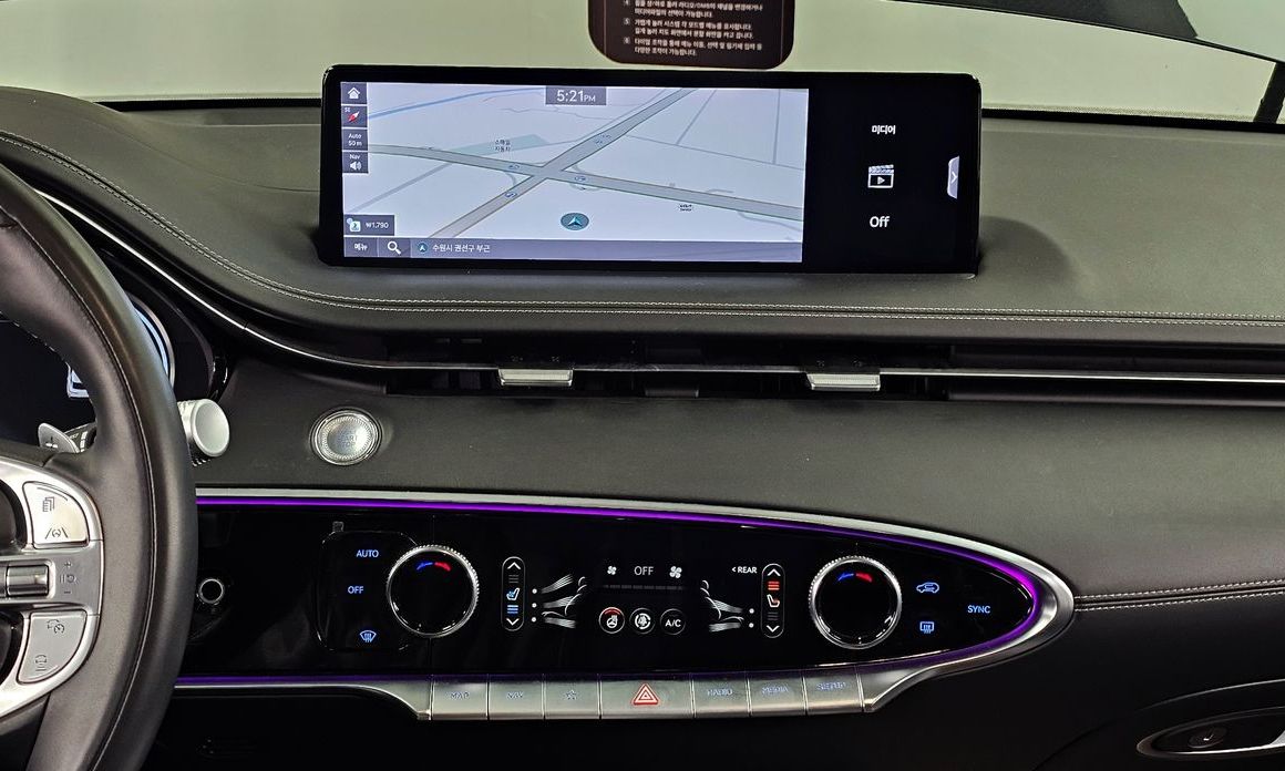 Genesis GV70