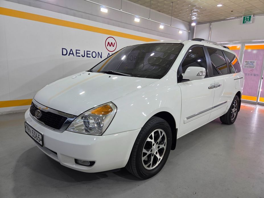 Kia Canival