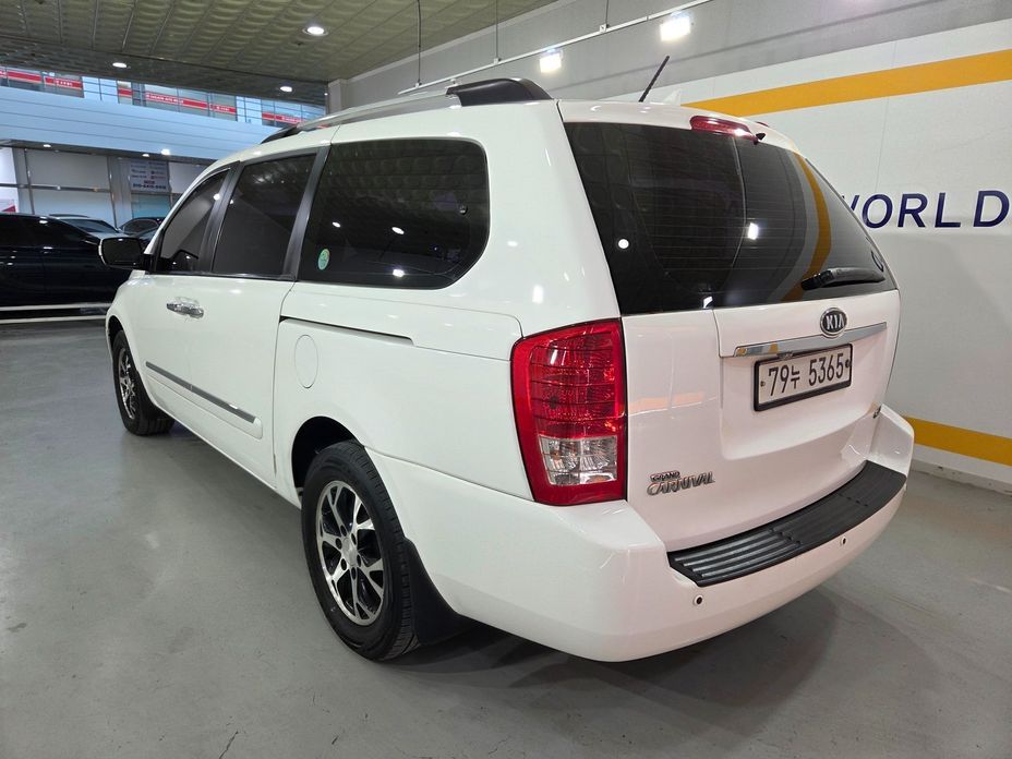 Kia Canival