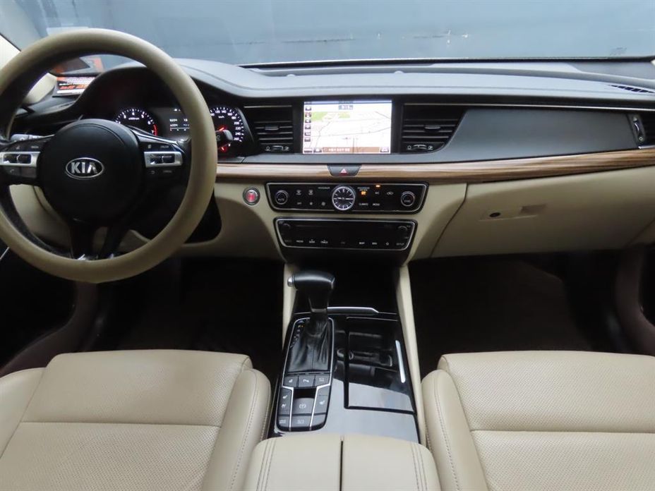 Kia K7