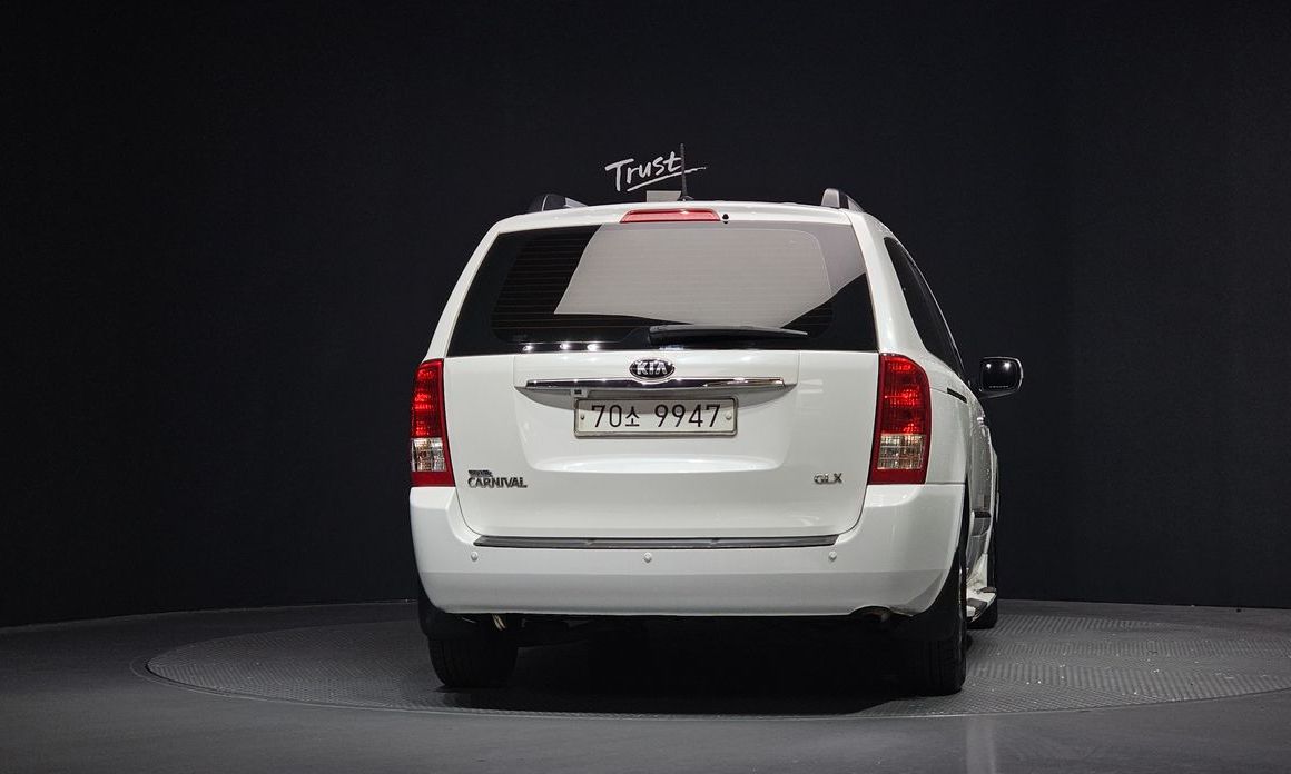 Kia Canival