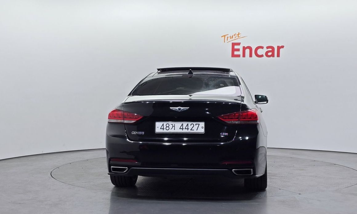 Hyundai Genesis