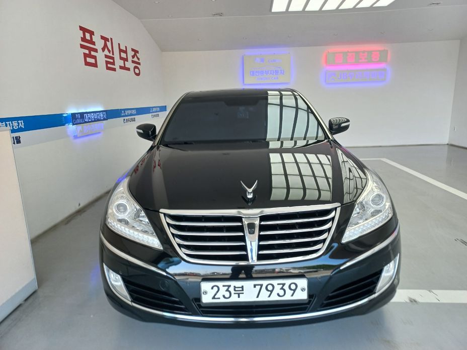 Hyundai Equus