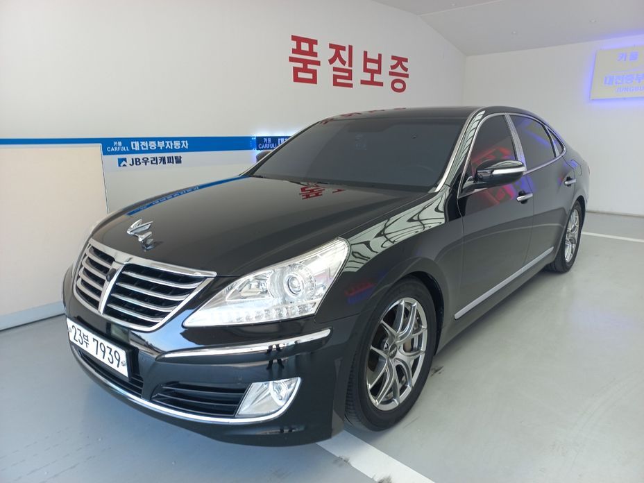 Hyundai Equus