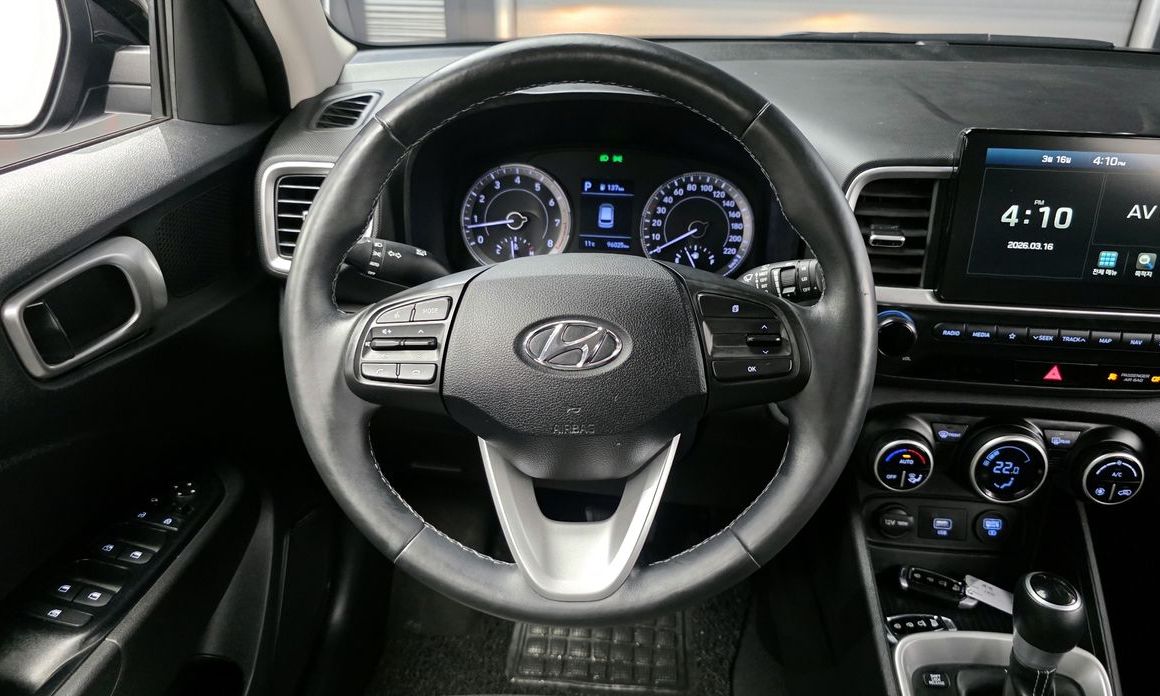 Hyundai Venue