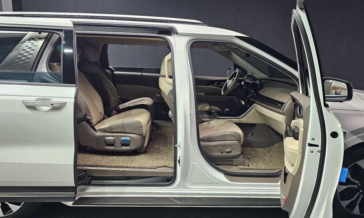 Kia Canival