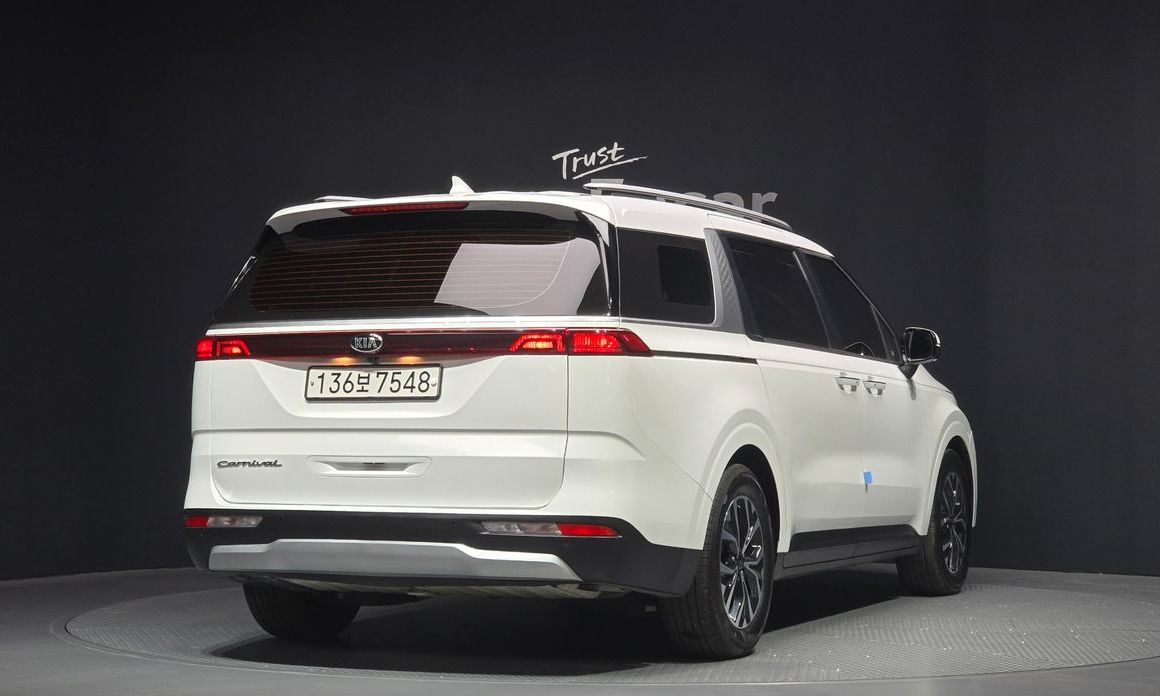 Kia Canival