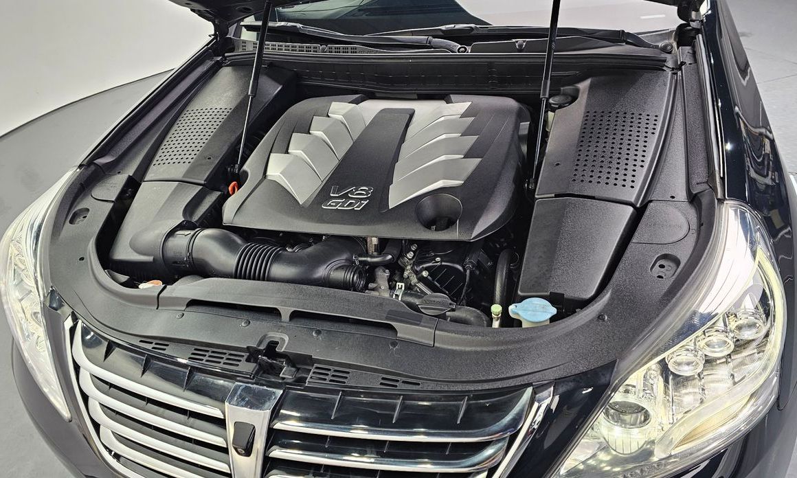 Hyundai Equus