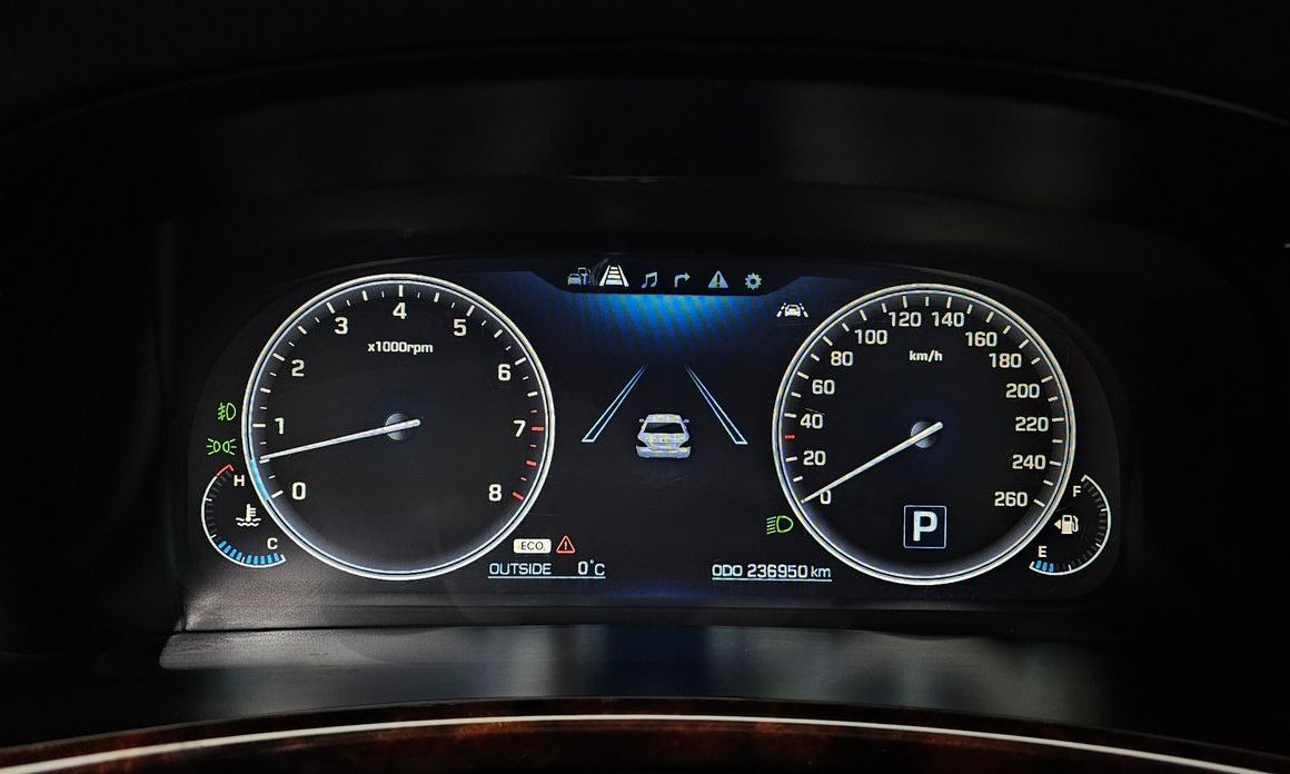 Hyundai Equus