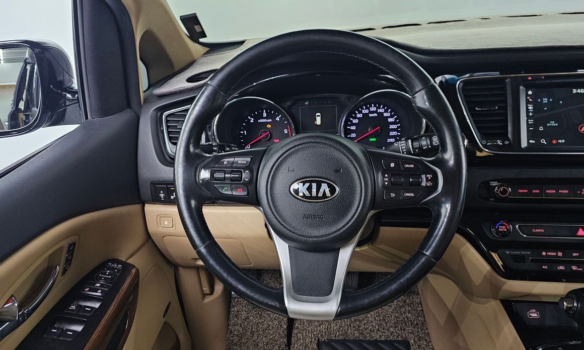 Kia Canival