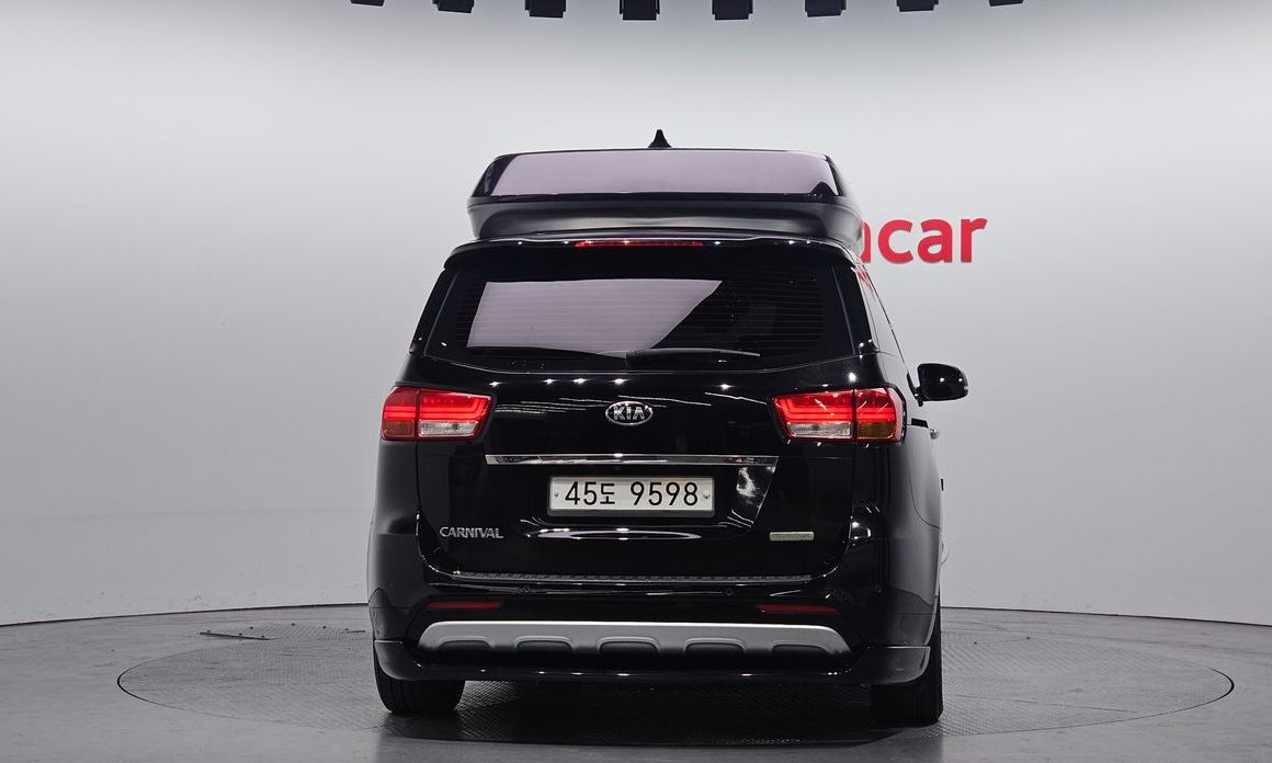 Kia Canival