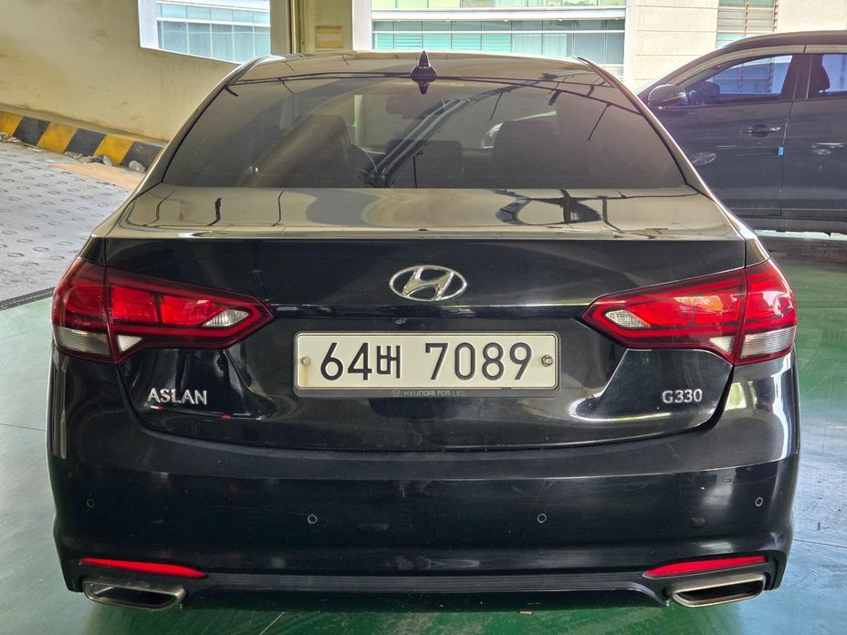 Hyundai Aslan