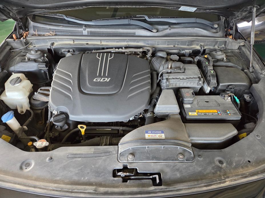 Hyundai Aslan
