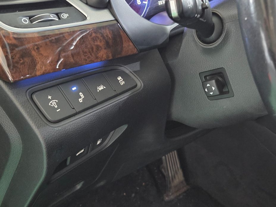 Hyundai Aslan