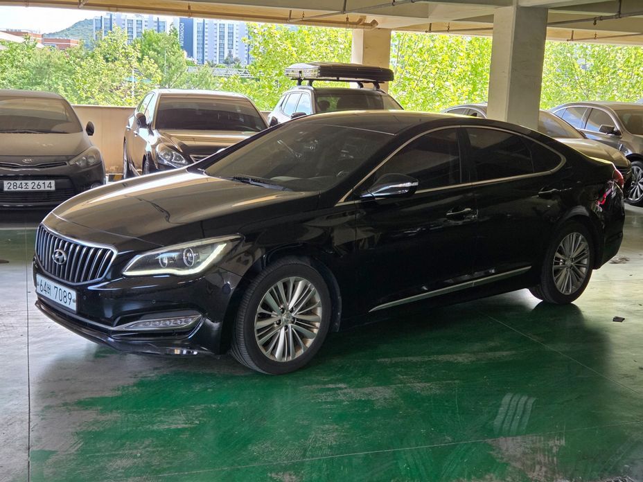 Hyundai Aslan