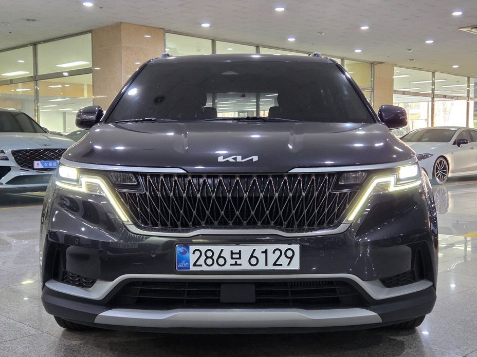 Kia Canival