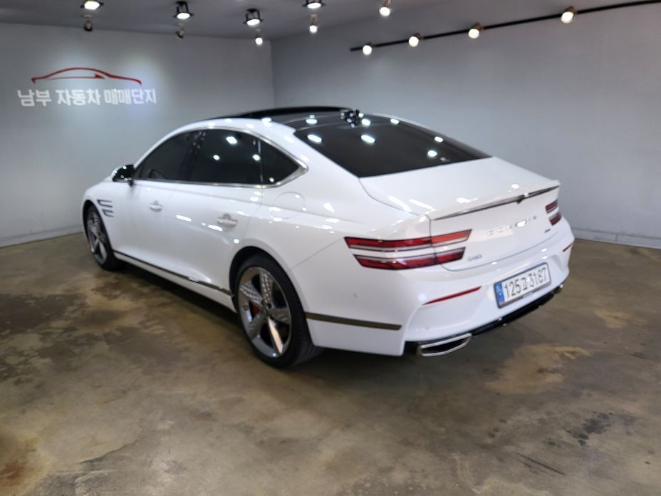 Genesis G80