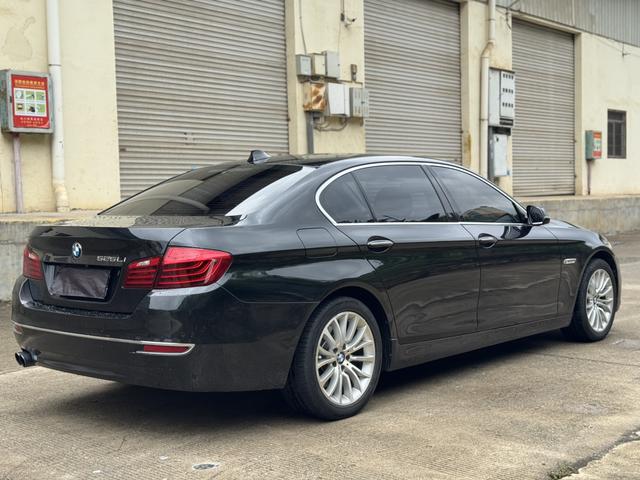 BMW BMW 5-Series