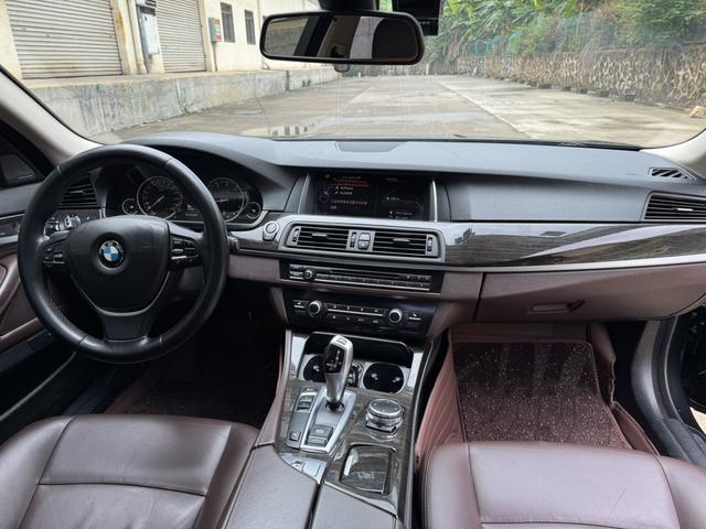 BMW BMW 5-Series