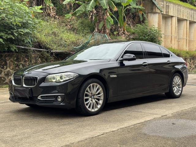 BMW BMW 5-Series