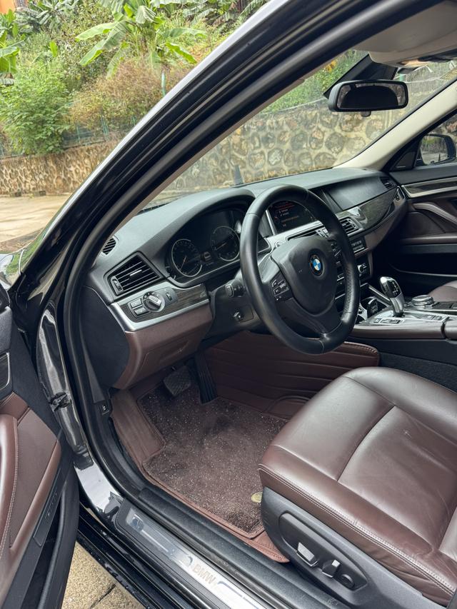 BMW BMW 5-Series