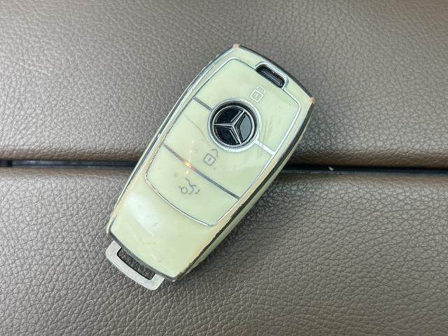Mercedes-Benz Mercedes-Benz E-Class