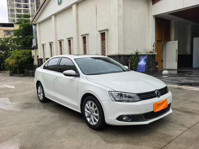 Volkswagen Sagitar