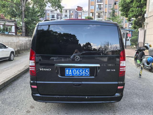 Mercedes-Benz Viano