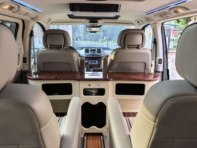 Mercedes-Benz Viano
