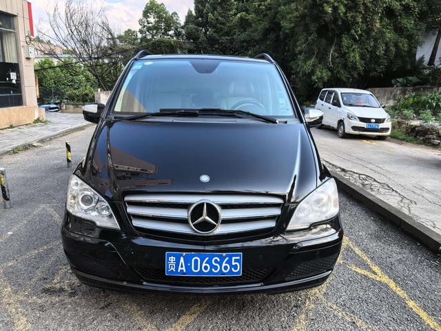 Mercedes-Benz Viano