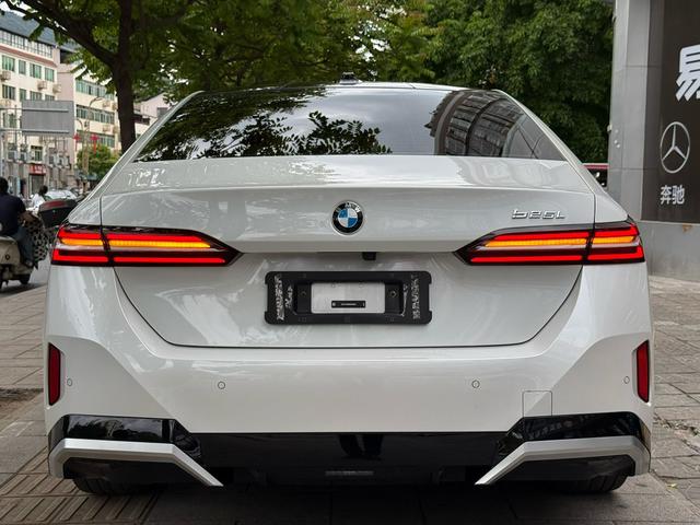 BMW BMW 5-Series