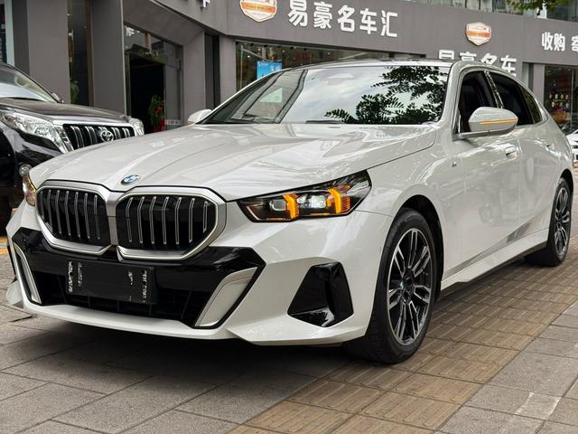 BMW BMW 5-Series