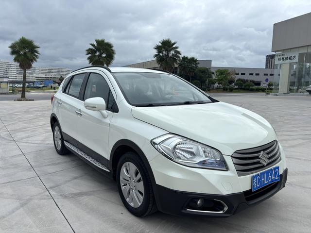 Suzuki S-Cross